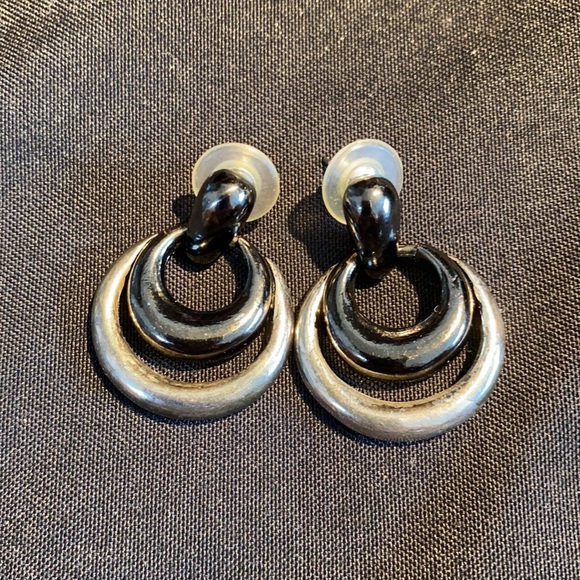 Lia Sophia Black & Silver Drop Earrings - Picture 3 of 6
